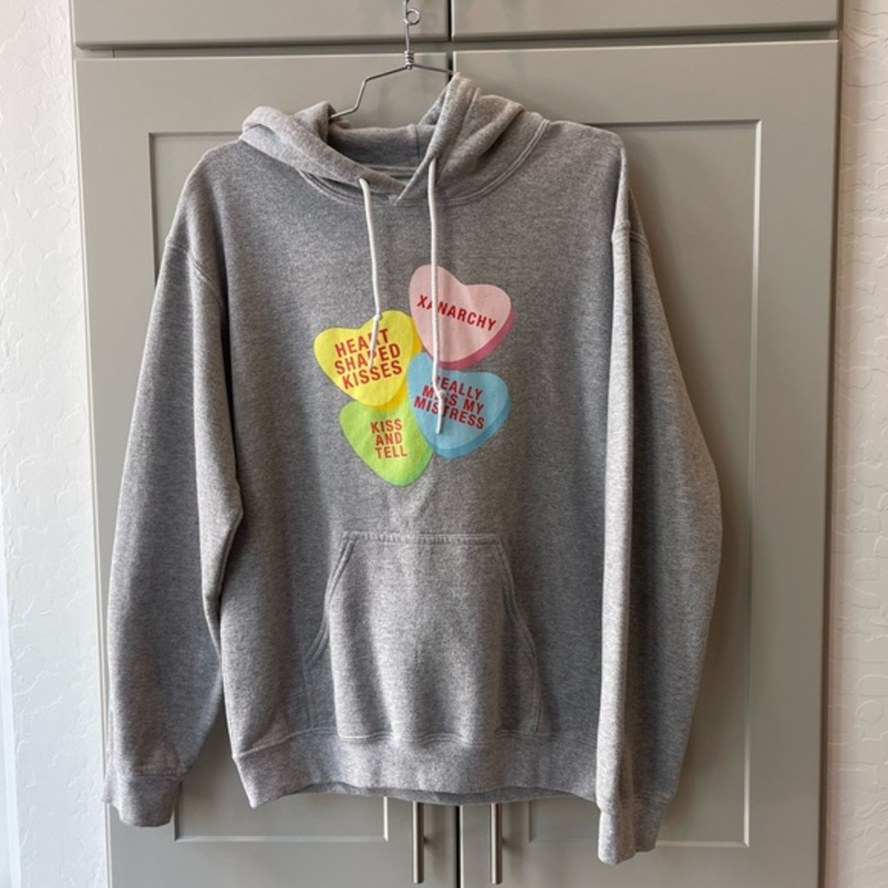 Xanarchy Lil Xan Candy Hearts Betrayed Sweethearts Pullover Hoodie Grey Small